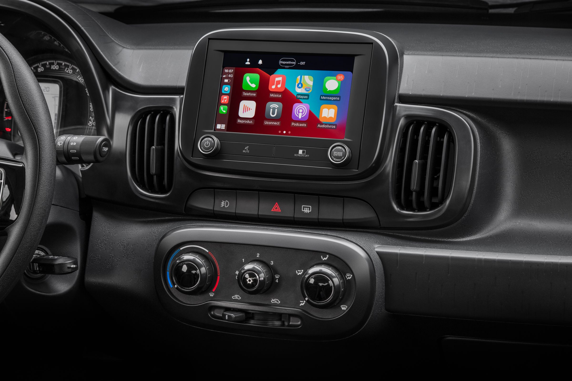 Fiat Mobi Trekking 2021 (11)