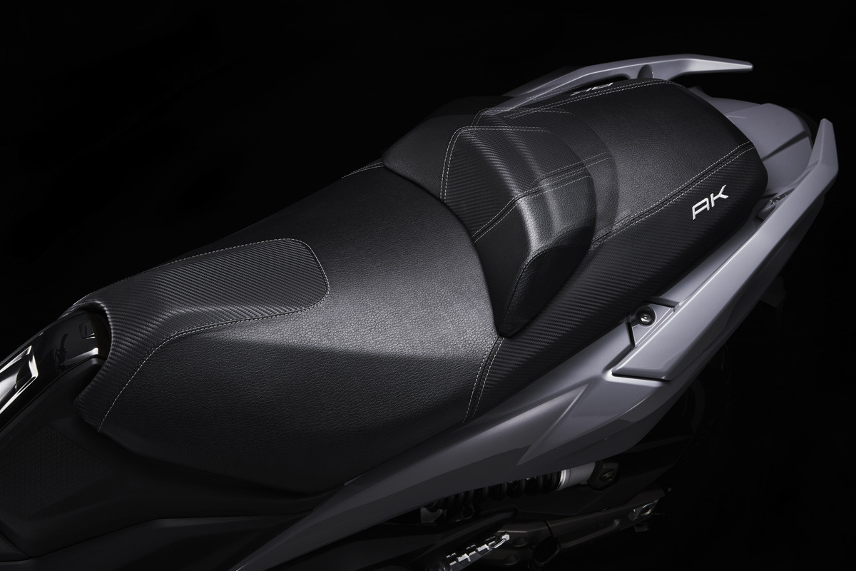 5. Kymco Ak 500i