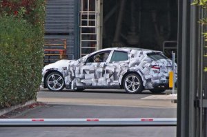 Suv Da Ferrari Em Flagra De Mula Da Autocar (2)