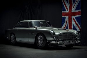 Aston Martin Db5 Goldfinger Replica 1