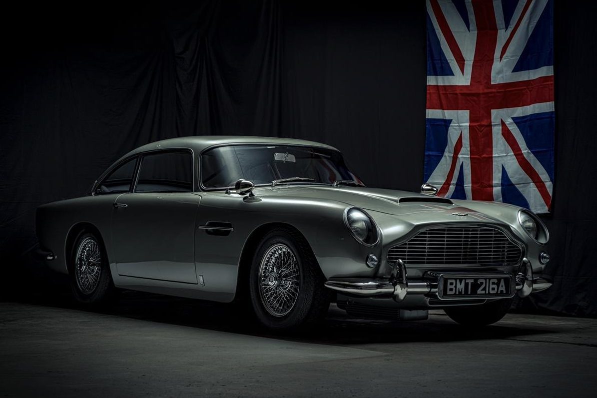 Aston Martin Db5 Goldfinger Replica 1