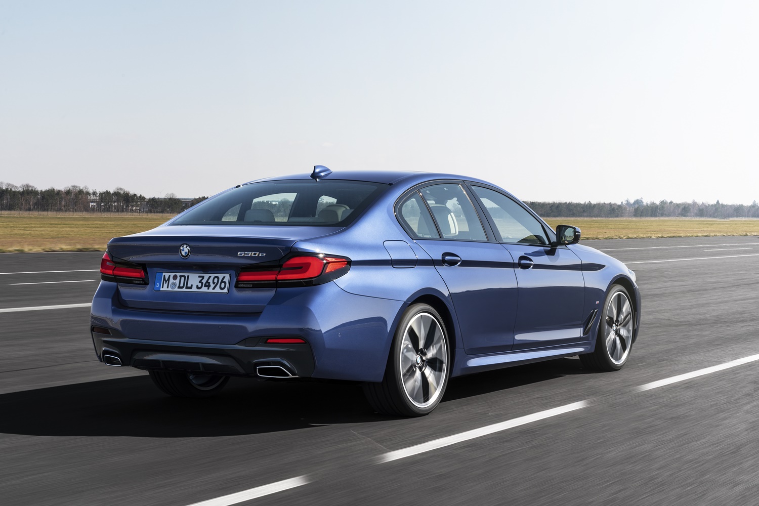 Bmw 530e (2)