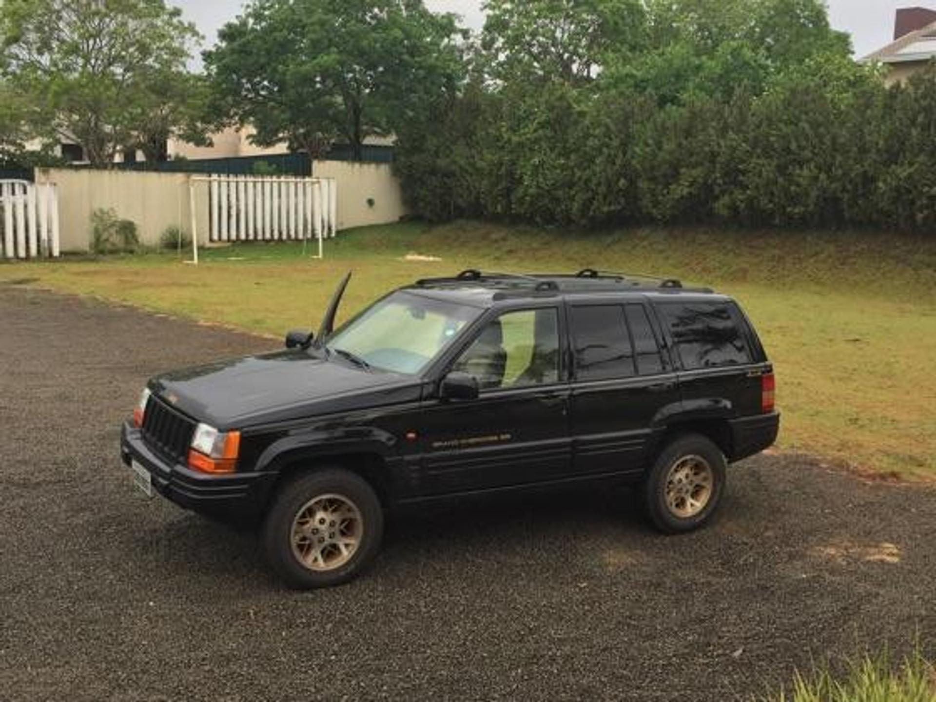 Jeep Grand Cherokee 5.2 Limited 4x4 V8 16v Gasolina 4p Automatico Wmimagem12233131780