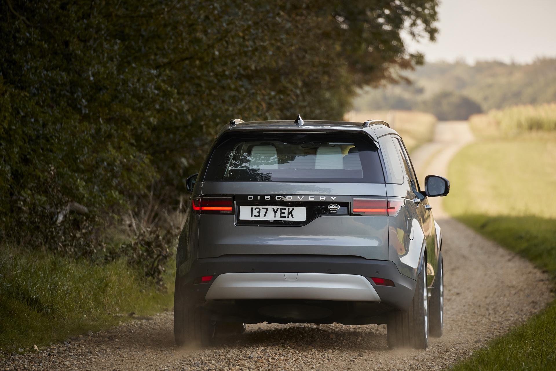 Traseira do Land Rover Discovery 2021