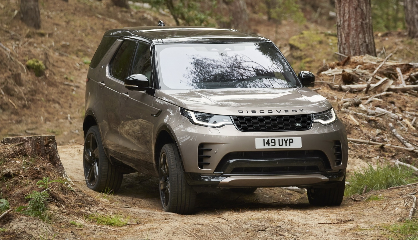 2021 Land Rover Discovery 30 1