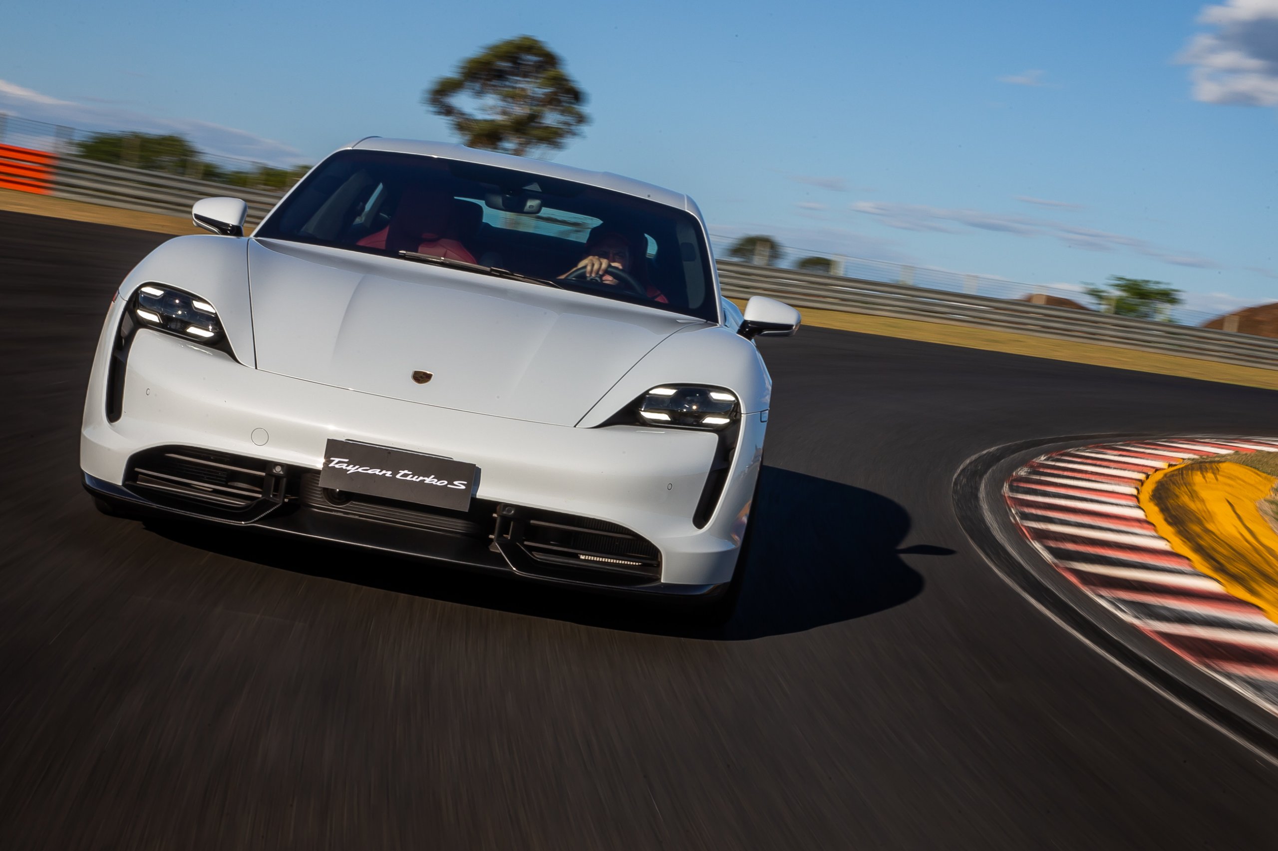 Taycan Turbo S 13292