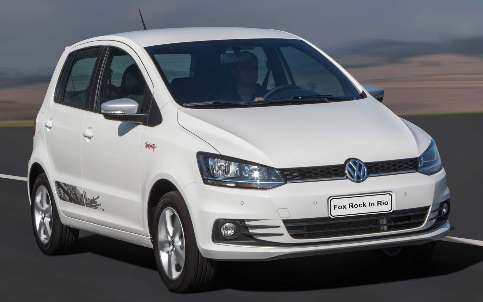 Novo Vw Fox 2016 Rock In Rio Frente