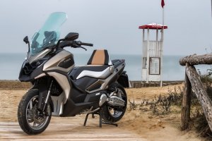 Thumbnail Kymco Cv2 Concept Scooter 1 Foto Principal