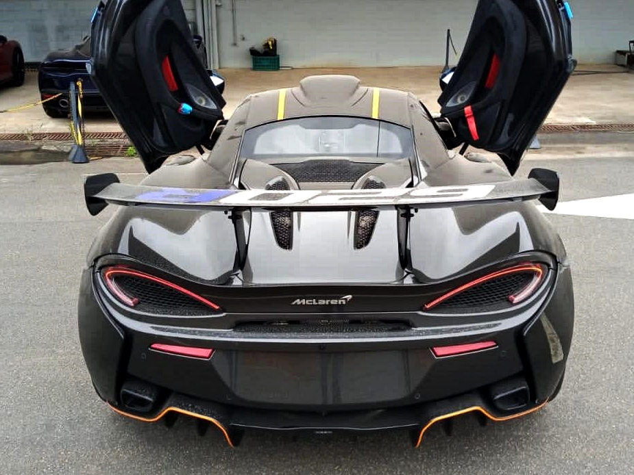 McLaren 620R