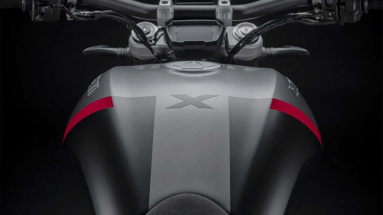 Thumbnail 3. Ducati Xdiavel Black Star 2021