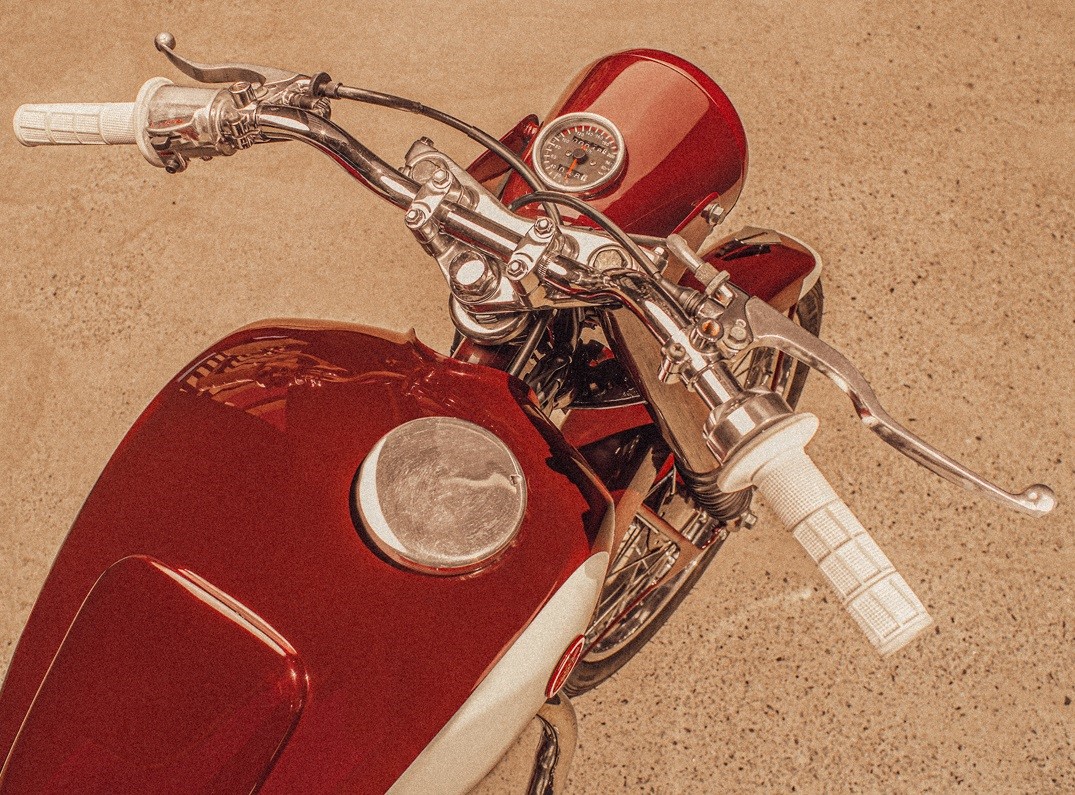 Thumbnail 5. Yamaha Red Dragonfly
