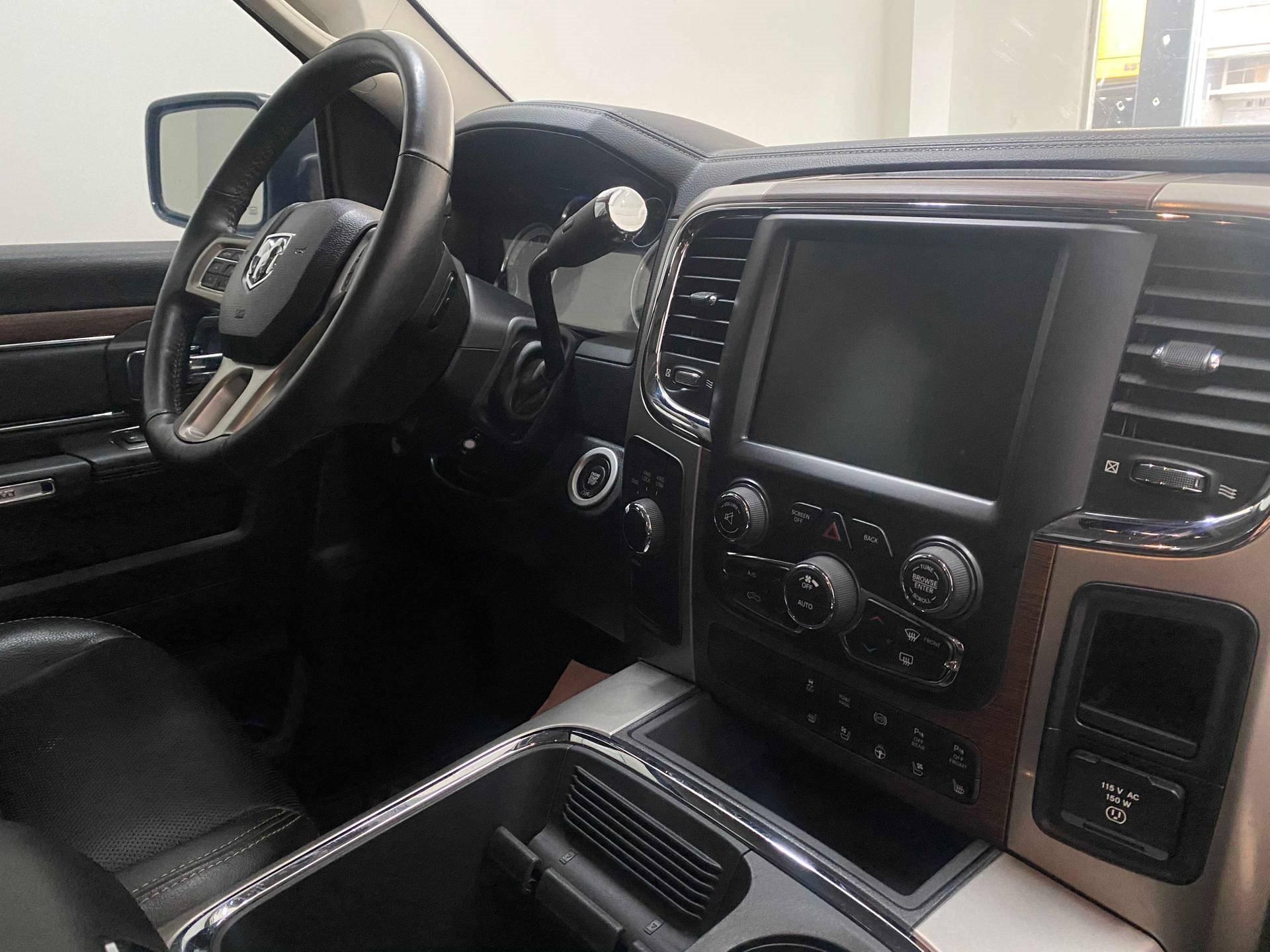 Dodge Ram 6.7 2500 Laramie 4x4 Cd I6 Turbo Diesel 4p Automatico Wmimagem08422406082