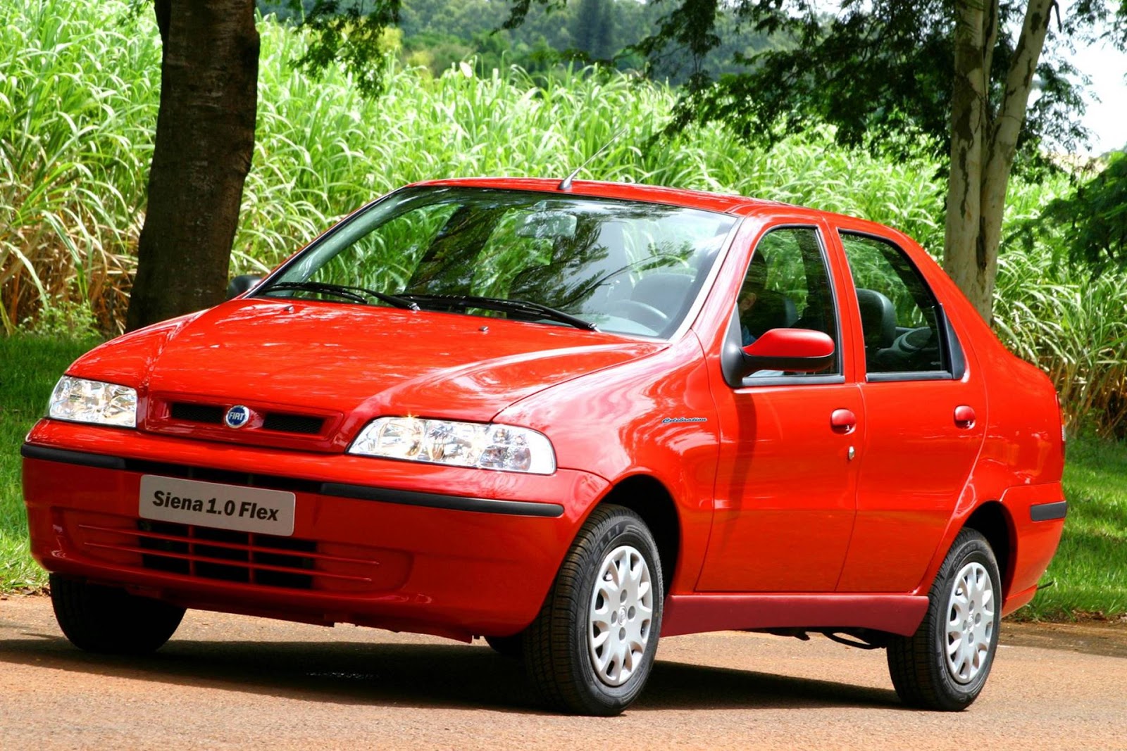 Fiat Siena 2000 (2)