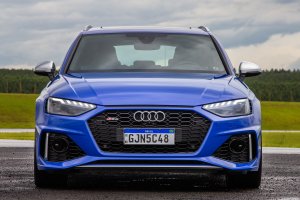Audi Rs 4 (13) Min