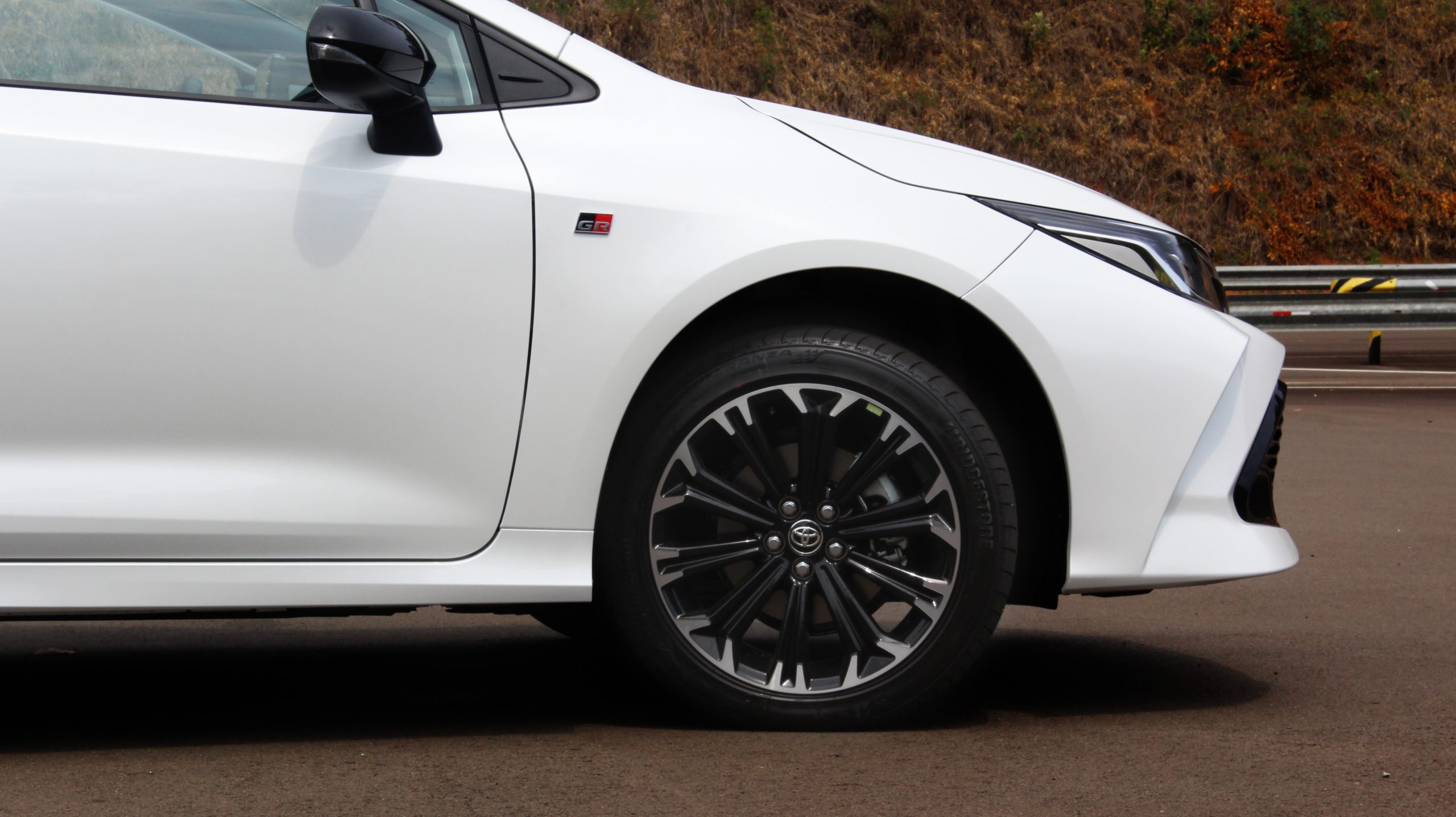 Toyota Corolla Gr S (4)