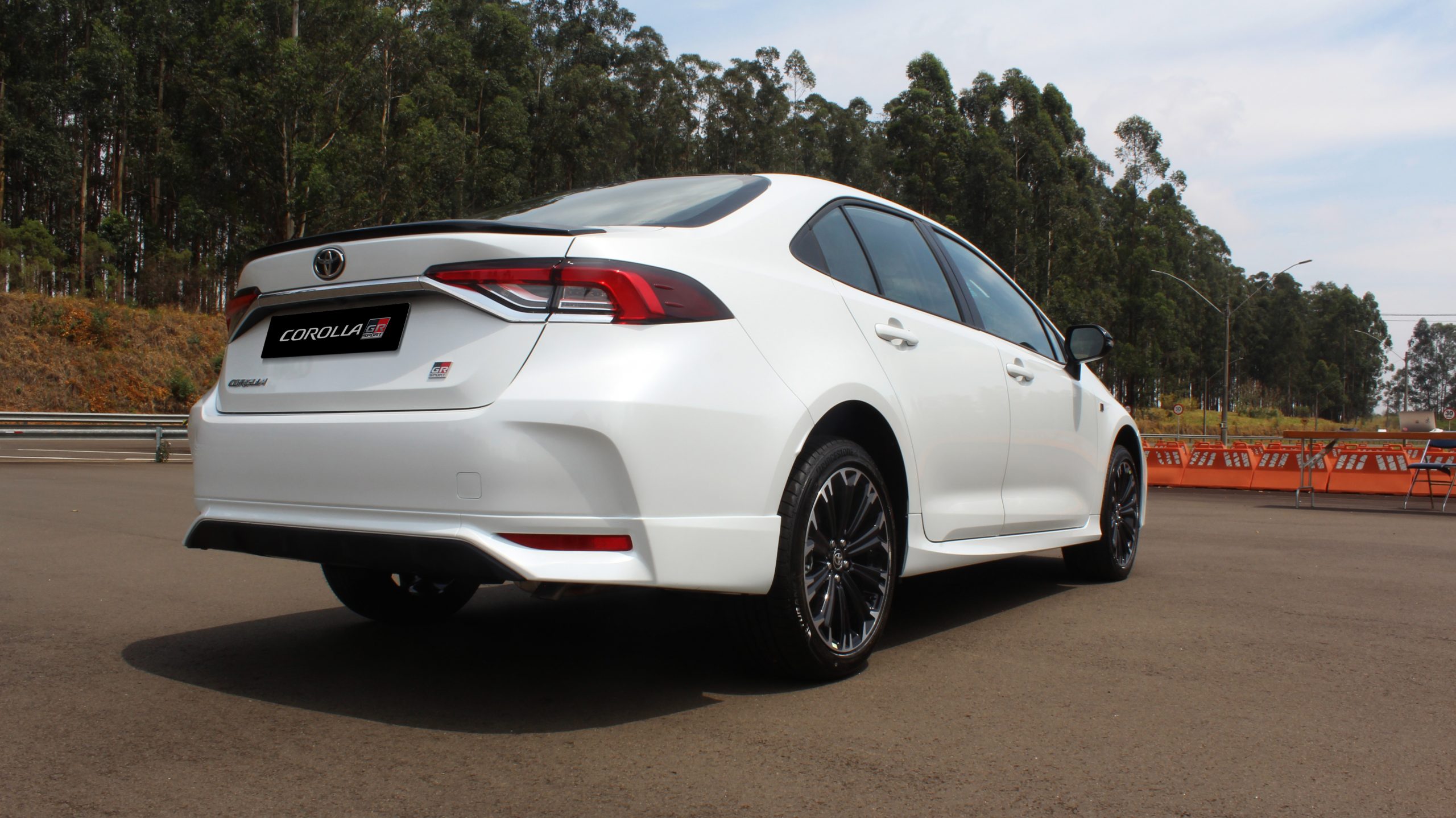 Toyota Corolla Gr S (6)
