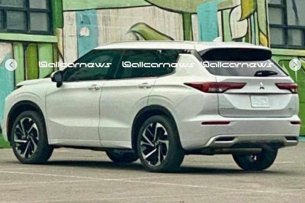 Flagra do novo Mitsubishi Outlander 2022
