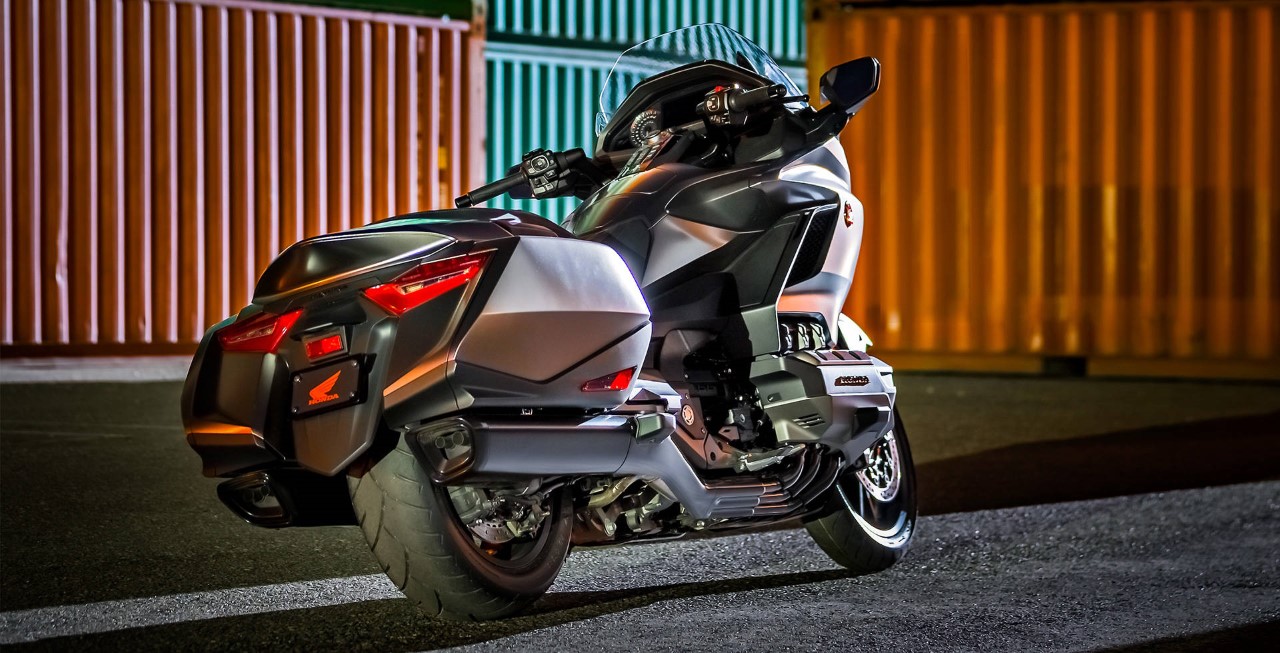 Thumbnail 10. Honda Gold Wing (bagger)