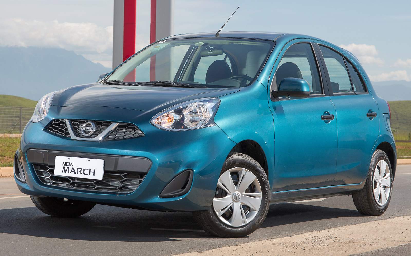 Nissan New March Produzido No Brasil.
