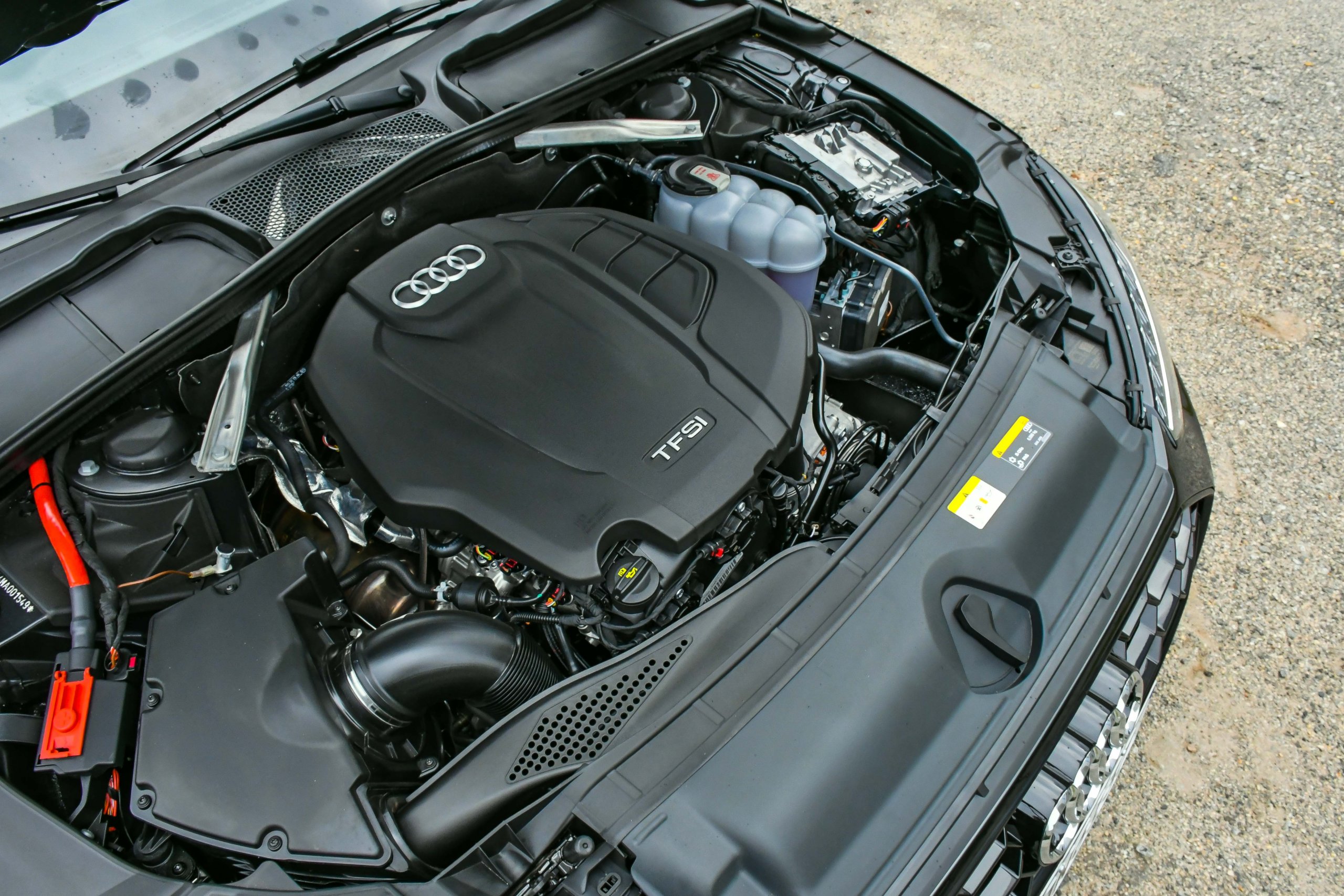 Audi A4 Performance Black 2021 Motor Longe