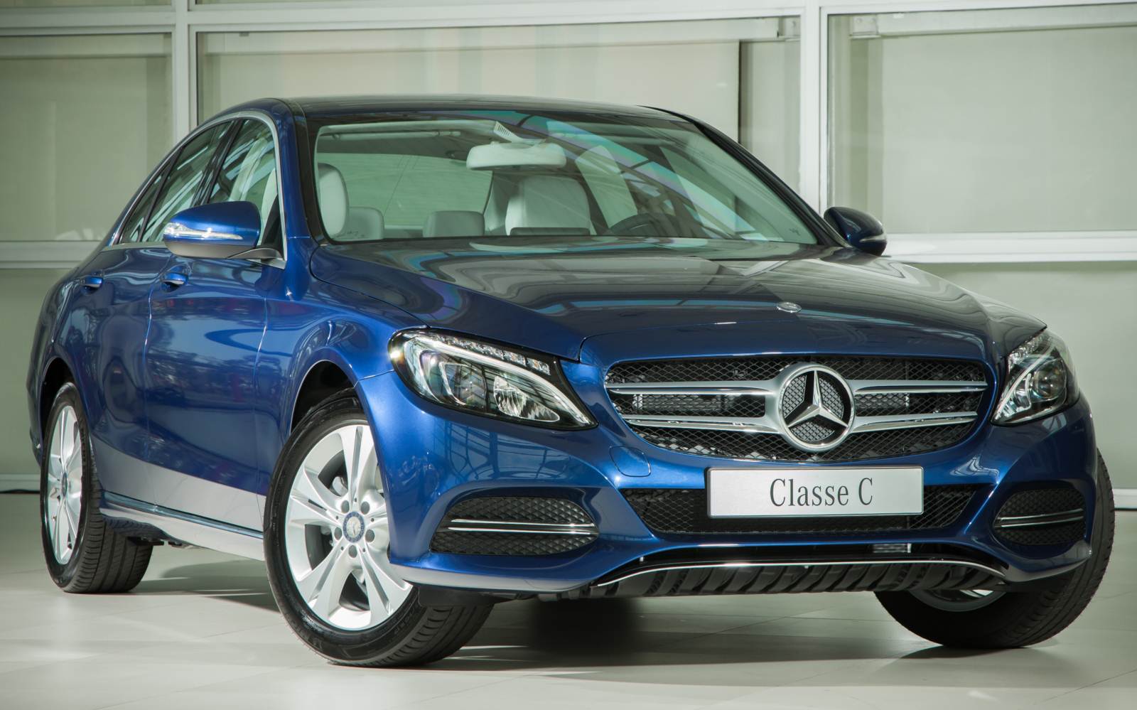 Mercedes Benz C180 2015 (10)