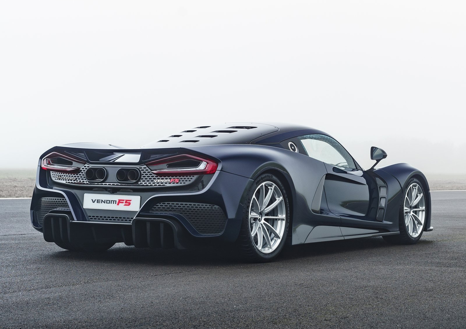 Hennessey Venom F5 2021 de traseira