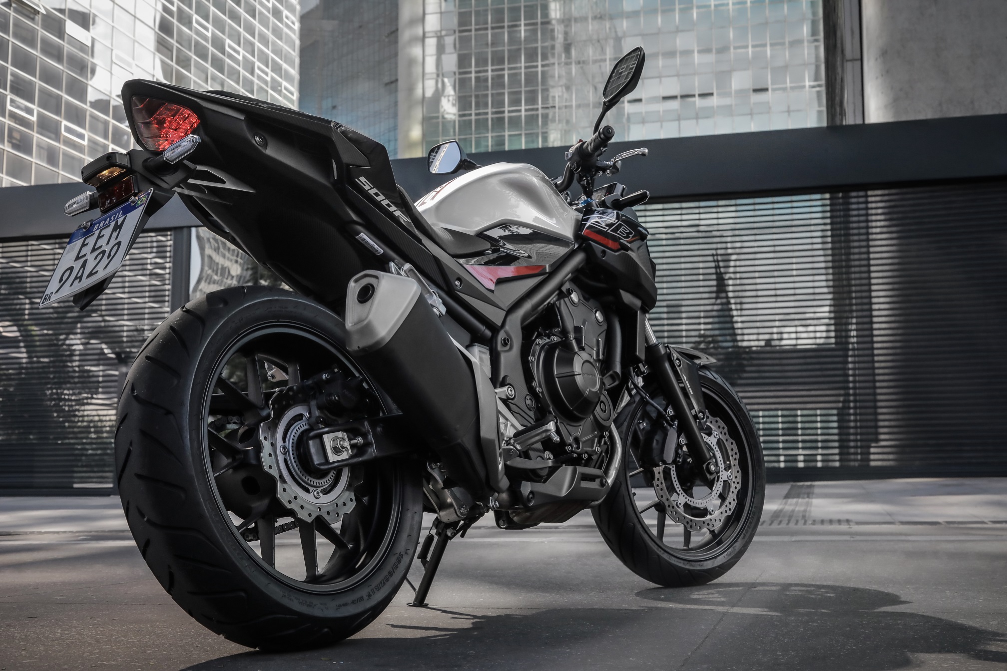 3. Honda Cb 500f