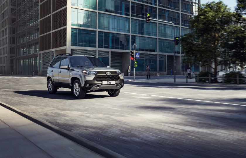 Lada Niva Travel (3)