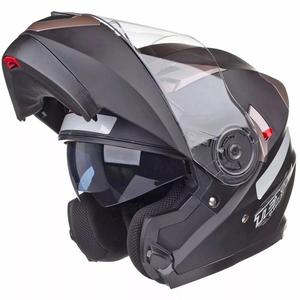 Thumbnail 4. Capacete Robocop