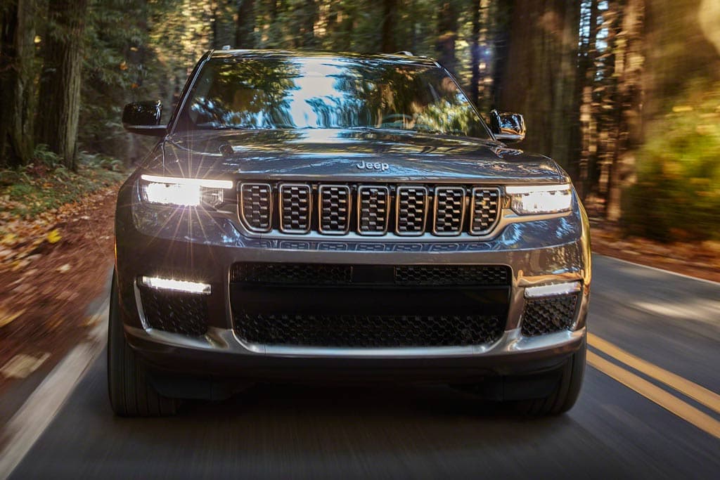 Jeep Grand Cherokee quinta geração 2021