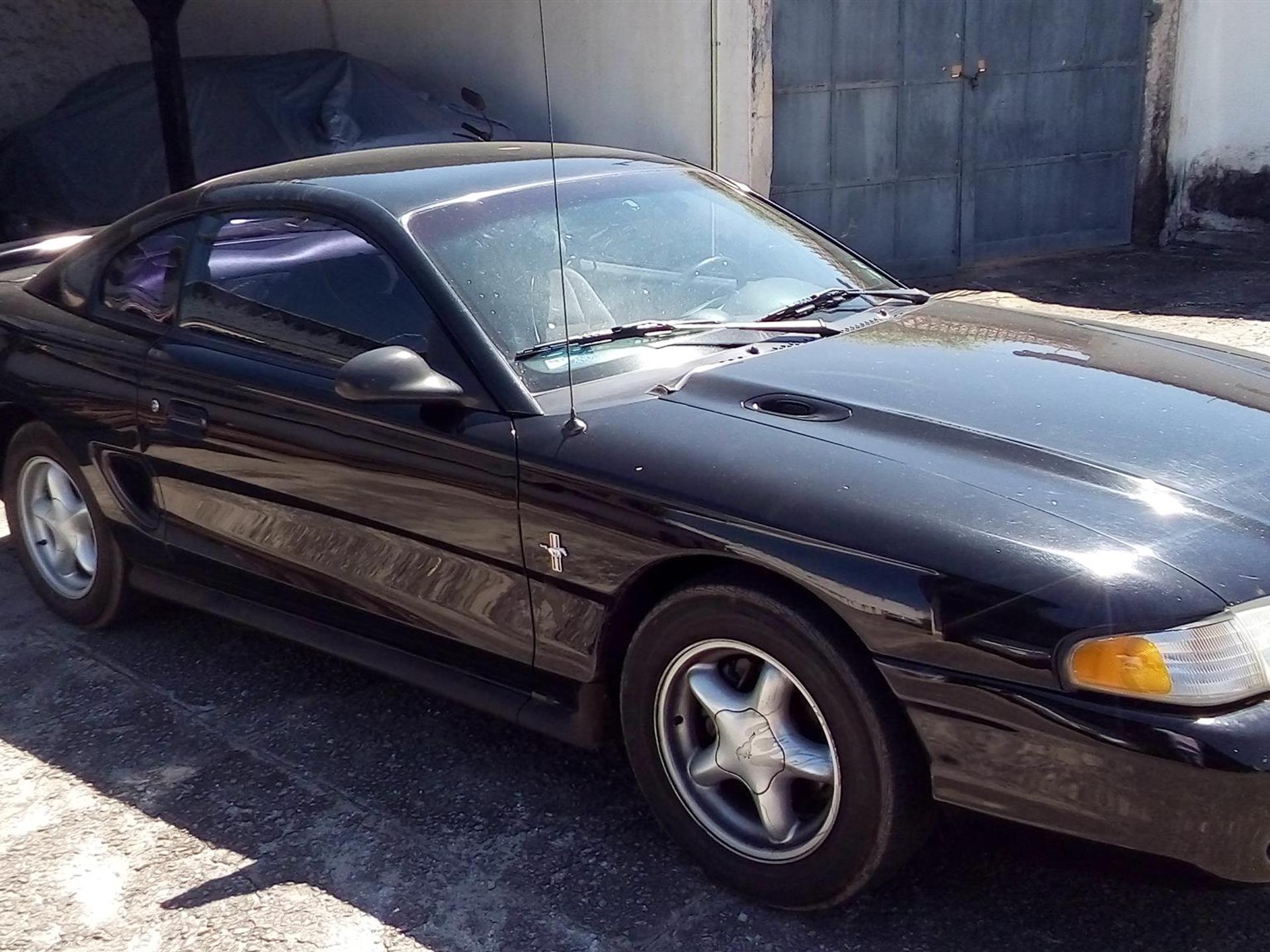 Ford Mustang 3.8 V6 Gasolina 2p Automatico Wmimagem02501115166