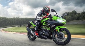Thumbnail Kawasaki Ninja 400