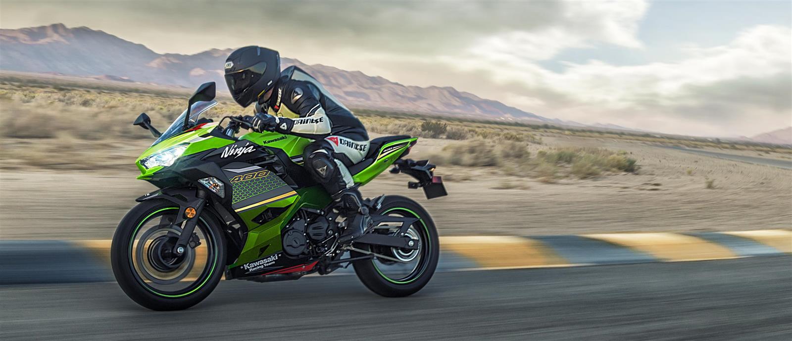 Kawasaki Ninja 400 3