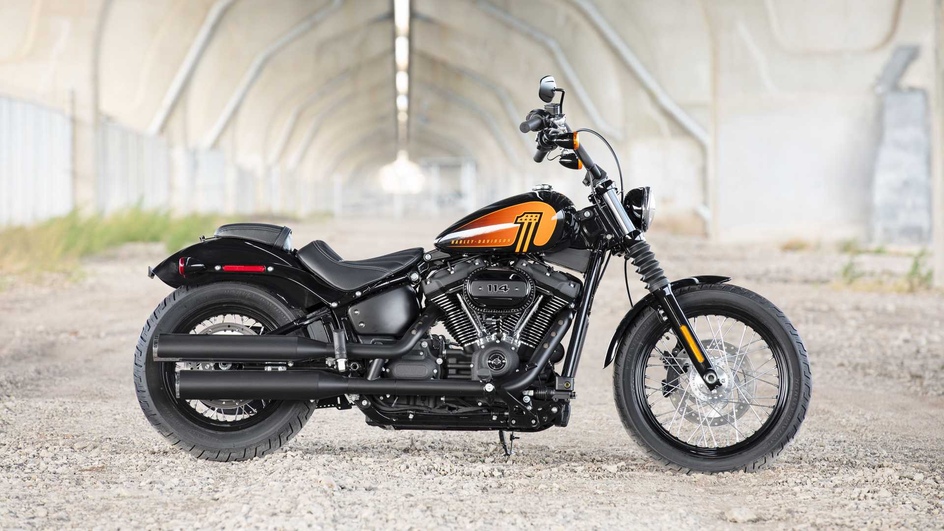 3. Harley 2021 Street Bob 114