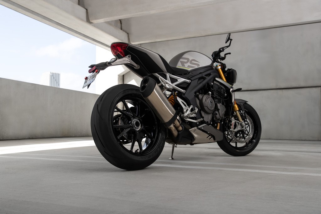 Thumbnail 3. Triumph Speed Triple 1.200