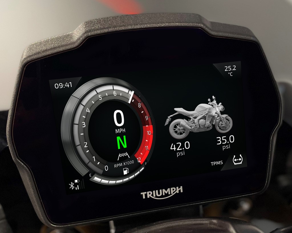 Thumbnail 7. Triumph Speed Triple 1.200