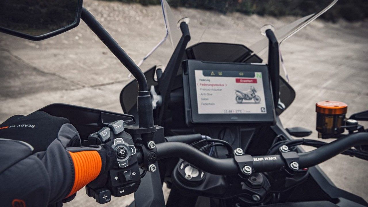 6. Ktm 1.290 Super Adventure R