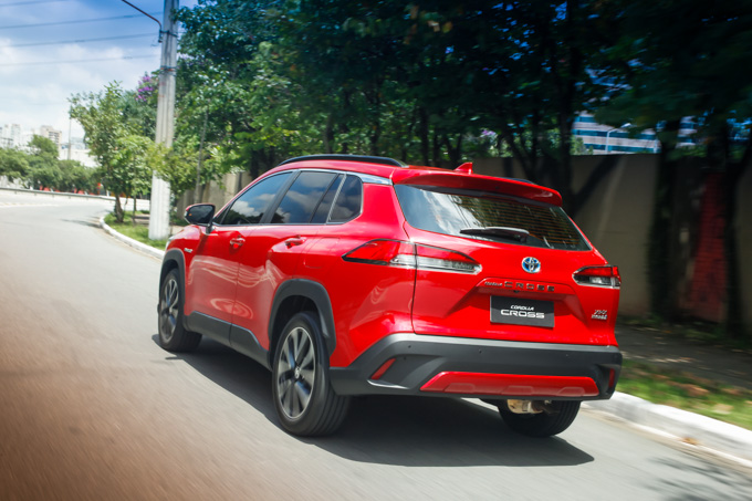 5. Toyota Corolla Cross Hybrid 2022