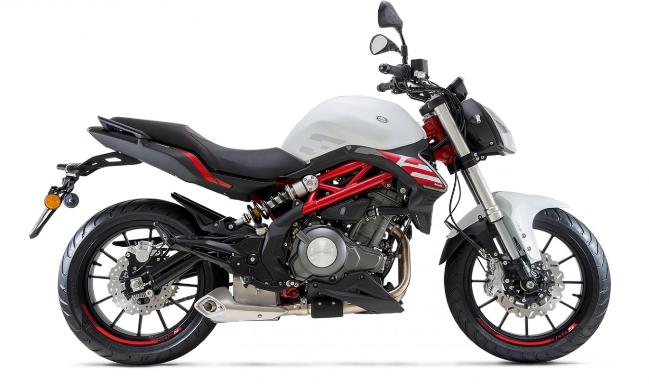 Thumbnail 4. Benelli 302s