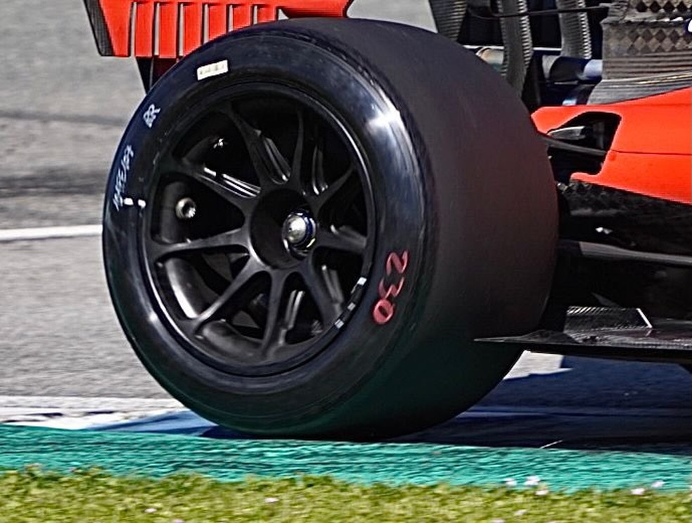 2022 F1 Pneus regras fórmula 1