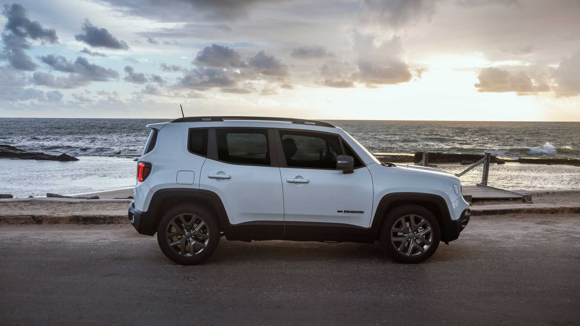 Jeep Renegade 80 Anos