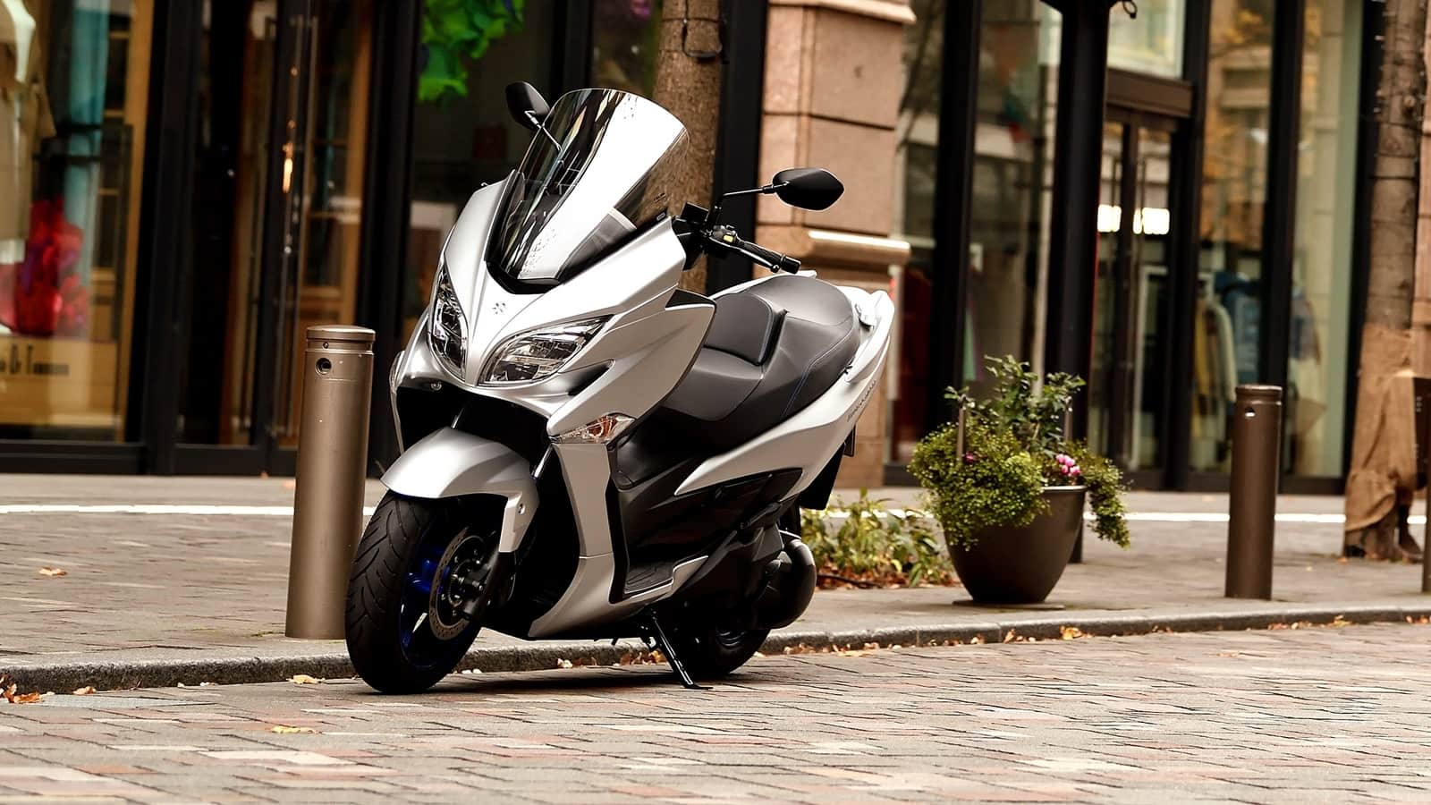 4. Suzuki Burgman 400 2021