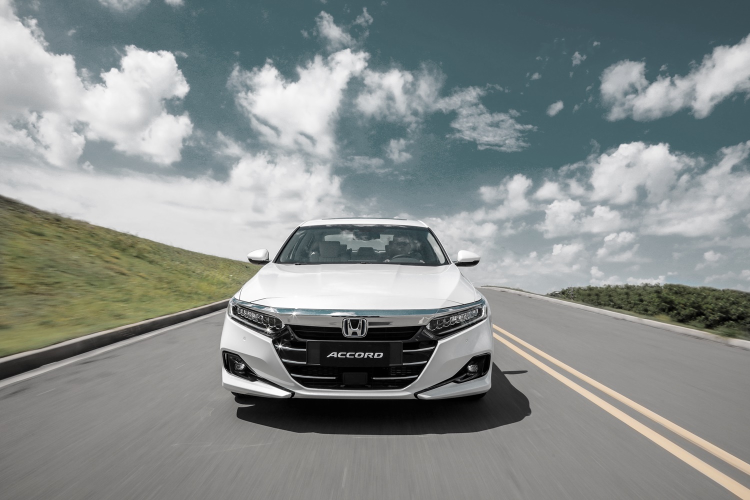 Honda Accord Híbrido (17)