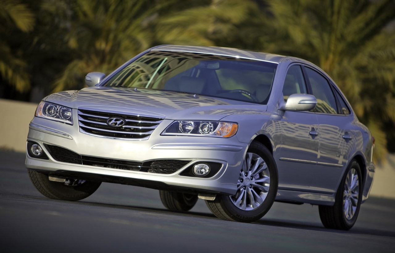 Thumbnail Hyundai Azera 2011 1600 02
