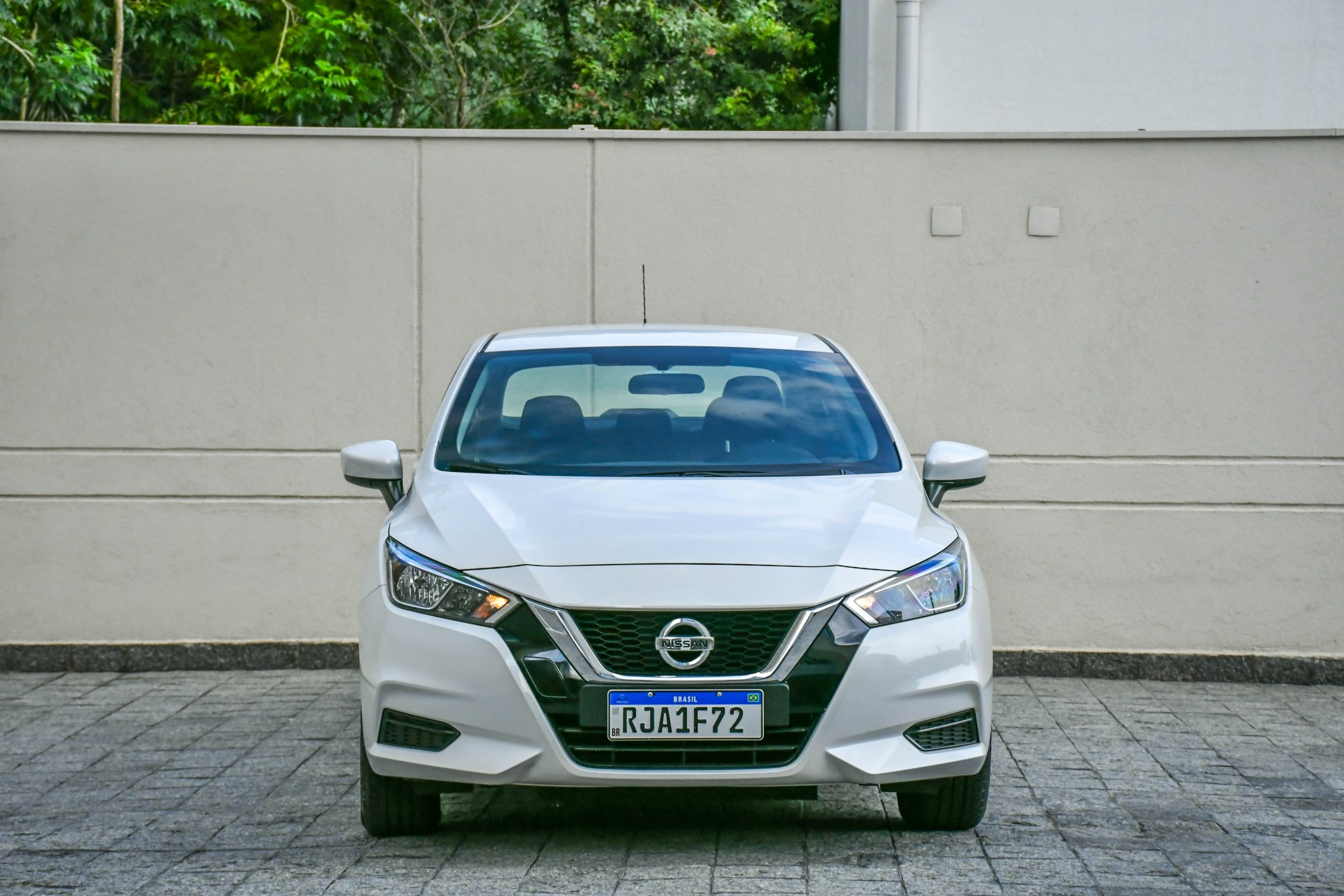 Nissan Versa Sense 7566