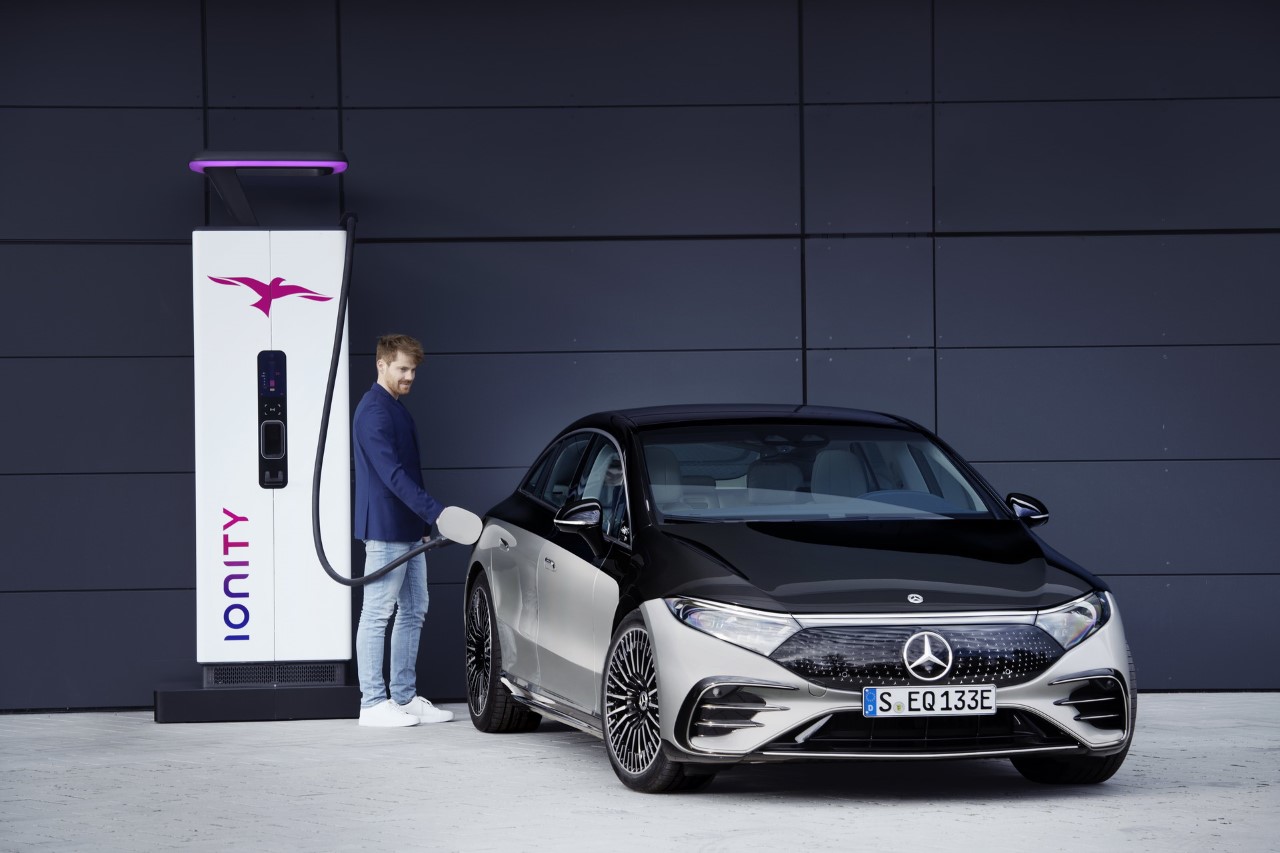 Thumbnail 2022 Mercedes Benz Eqs 48