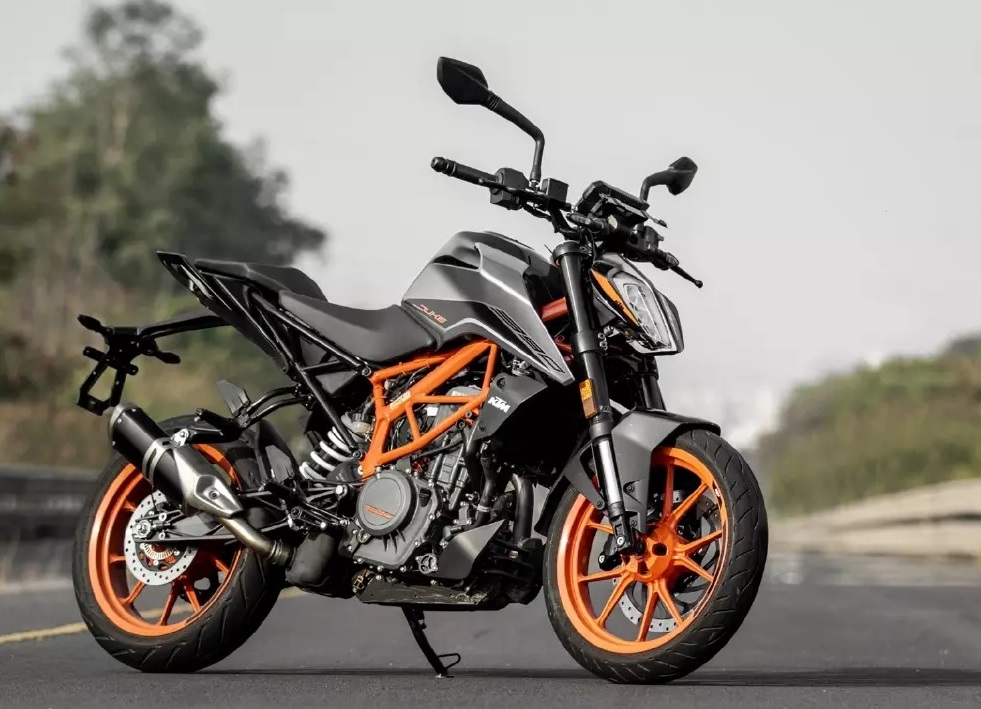 6. Ktm 390 Duke