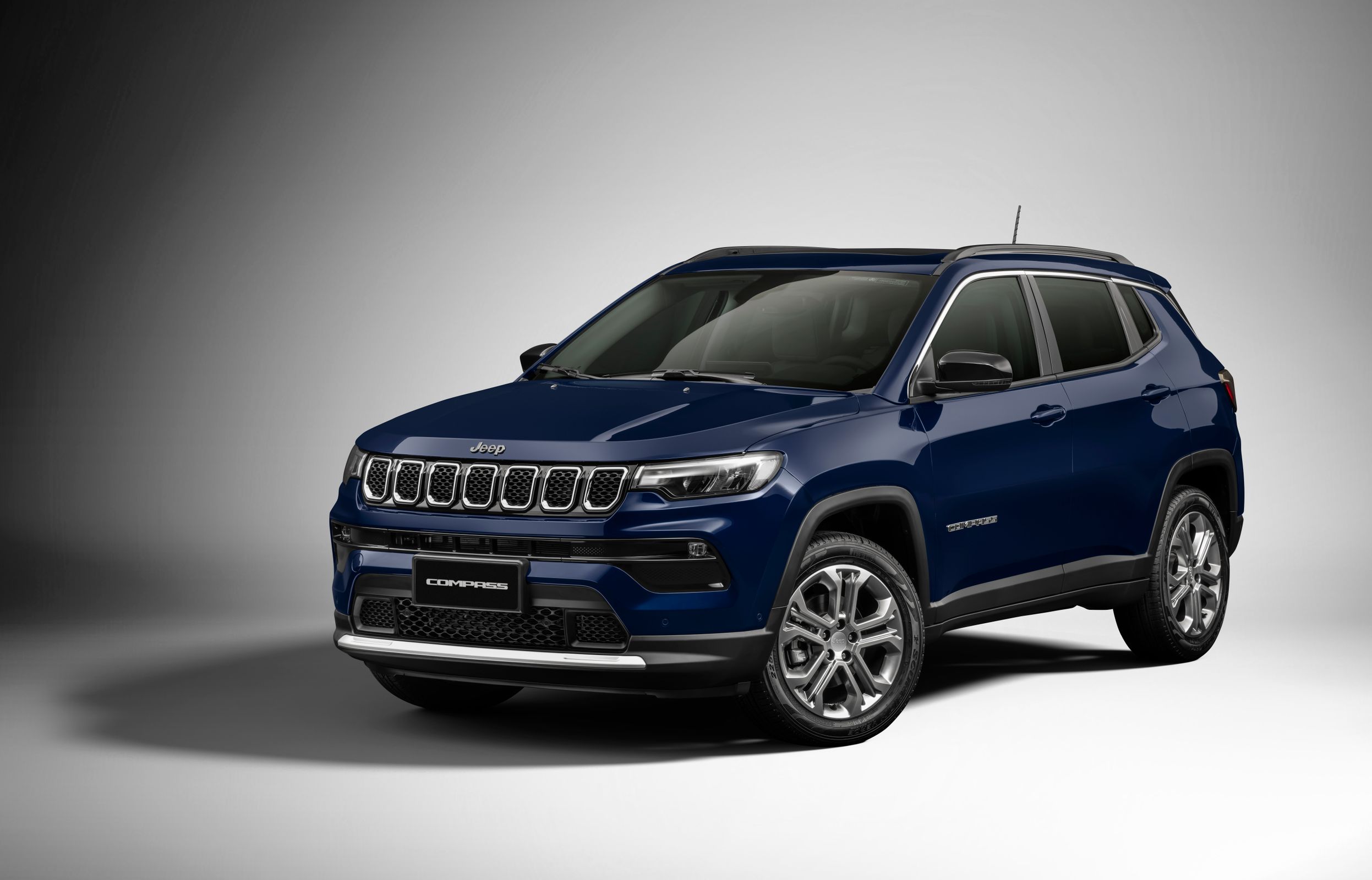 Jeep Compass 2022 Longitude (1)