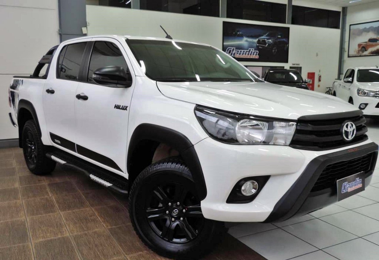 Thumbnail Toyota Hilux 2.8 Sr Challenge 4x4 Cd 16v Diesel 4p