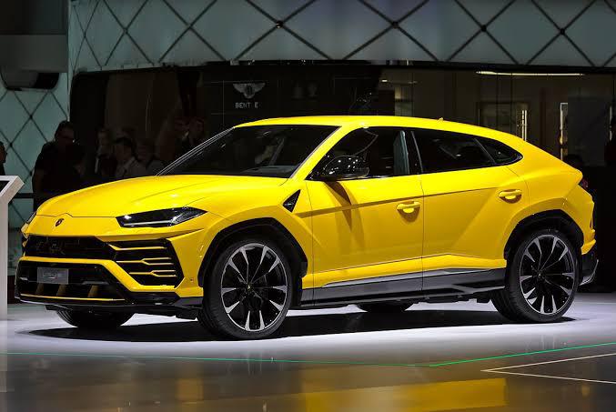 Lamborghini Urus SUVs mais de 1 milhão